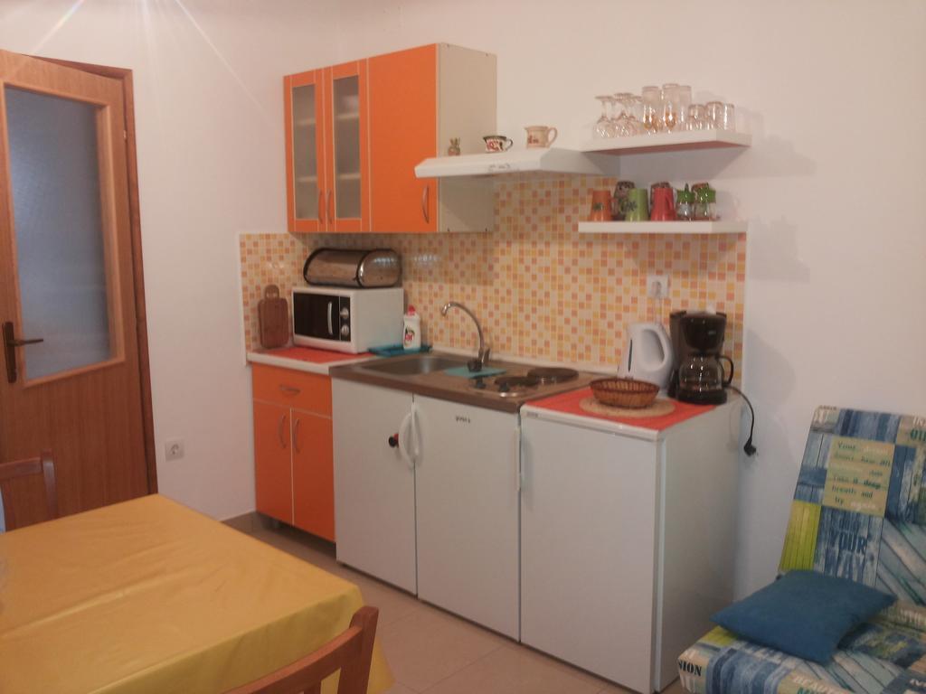 Apartment Gotovina Biograd Na Moru Chambre photo