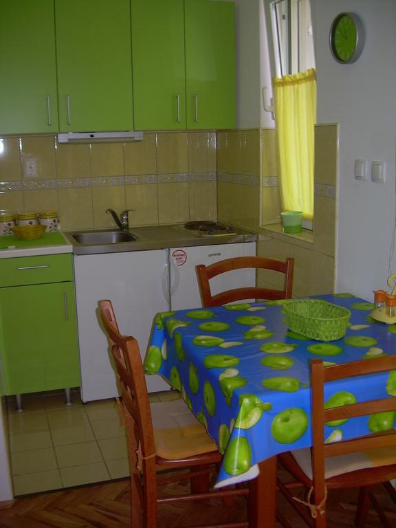 Apartment Gotovina Biograd Na Moru Chambre photo